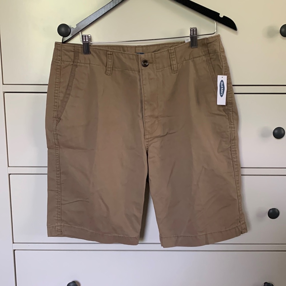 Straight fit khaki shorts